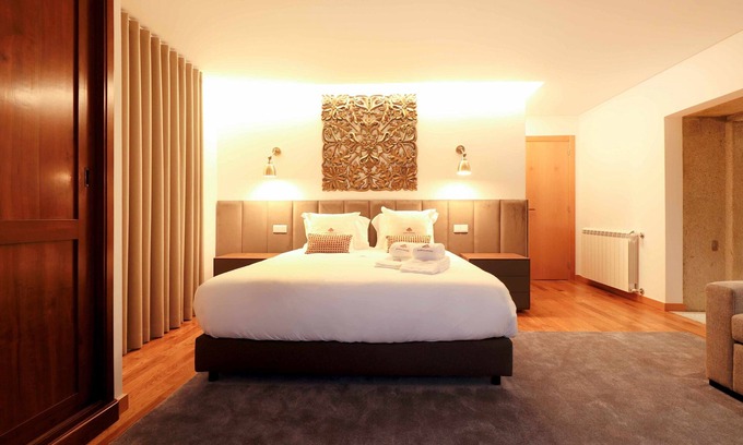 Cardielos House | 5 bedroom villa, close to the beach and mountains