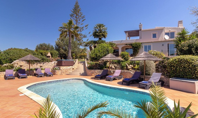 Mato Serrao Villa | 5 Bedroom Villa With Pool, Hot Tub & Stunning Sea View. Close to town and beach