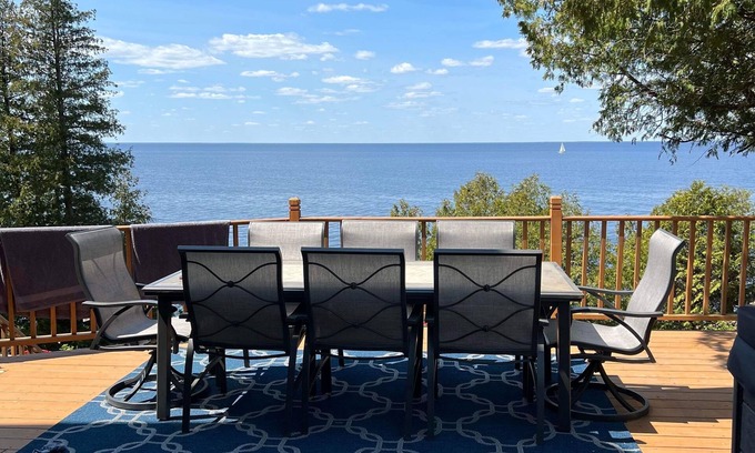 Little Sturgeon House | 5 Bedroom Waterfront Escape: The Perfect Door County Getaway - Families & Groups