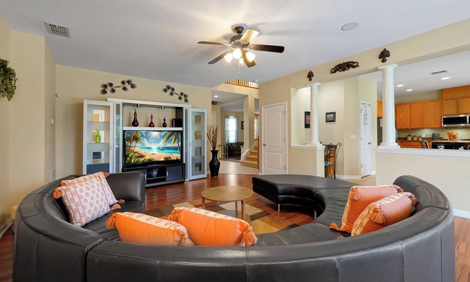 Plymouth House | 5 BR Family Getaway with a Pool, Theater & Office in Apopka!