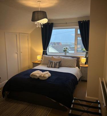 Woolavington Apartment | 5 Edgebury