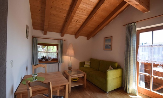 Grassau Apartment | 5. Fewo Hochgern, 37 qm, 1- 3 Pers., 1 Schlafzimmer, 1 Wohnschlafraum, Süd-Balkon