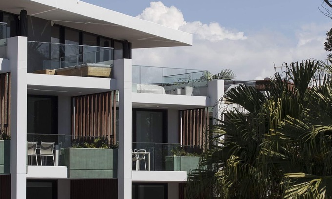 Byron Bay Apartment | 5/Fortyfive on Lawson - luxury absolute beachfront