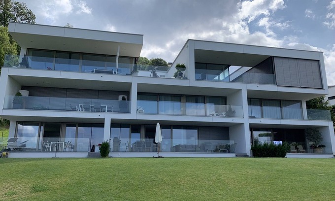 Lochau Apartment | 5 * living above Lochau with direct lake view