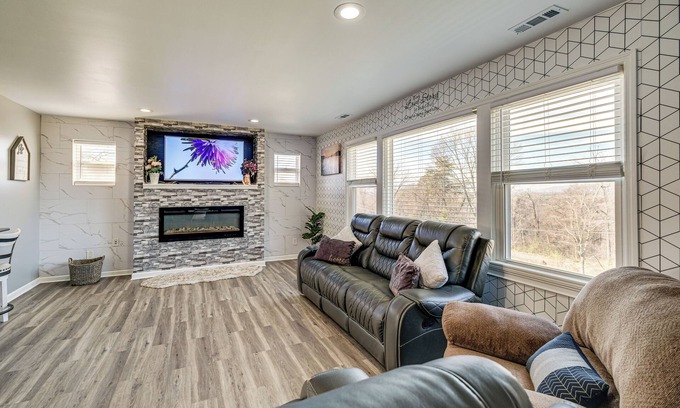 Roanoke House | 5 Mi to Dtwn: Family-Friendly Home in Roanoke!