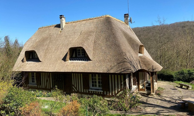 Ablon House | 5 min from the sea, Chaumière on the heights of Honfleur with jacuzzi