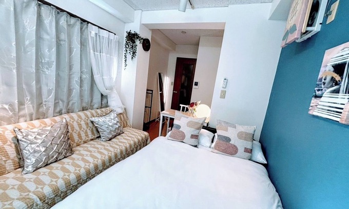Higashi Apartment | 5 mins walk Hiroo Station, 10 mins walk Ebisu, shibuya 13 mins by train