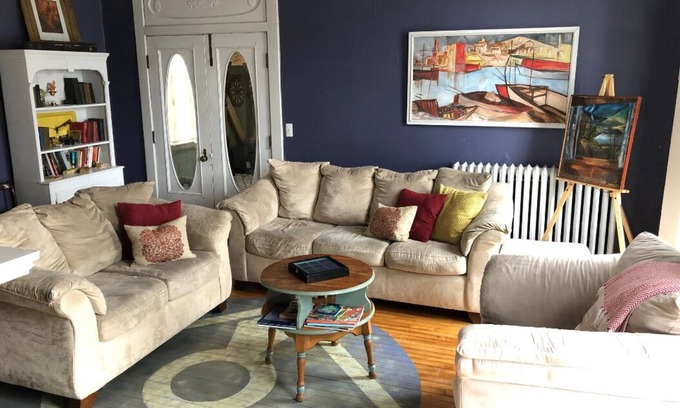 Frostburg Apartment | 5 minute walk to downtown. Cozy family sized home with everything you need.