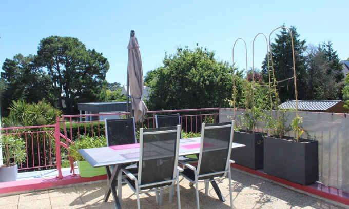 Port-Manech Apartment | 5-minute walk to the sea, apartment with terrace