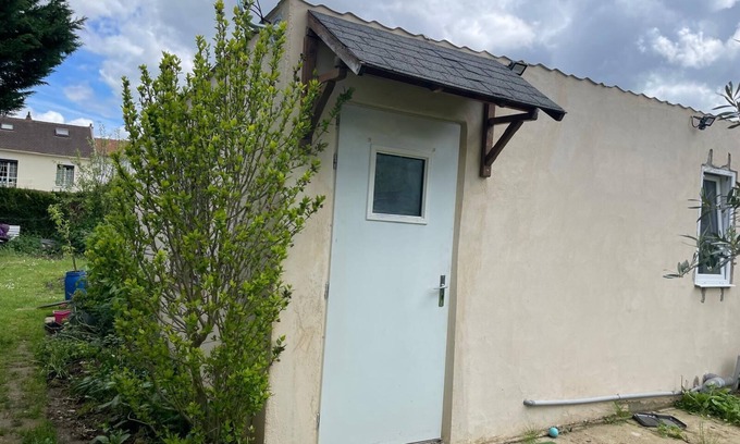 Bornel Cabin | 5 minutes from Chambly, small house at the bottom of the garden