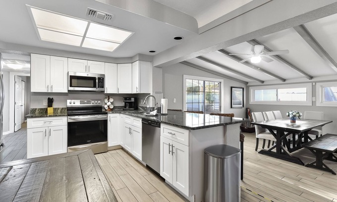 South Pinellas Community Council House | 5 Minutes From Madeira & Gulf Beaches! Family Sized Home with Heated Pool
