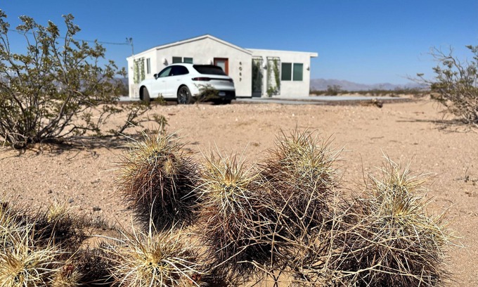 Wonder Valley House | 5 minutes to the Joshua Tree National Park North Entrance with backyard patio