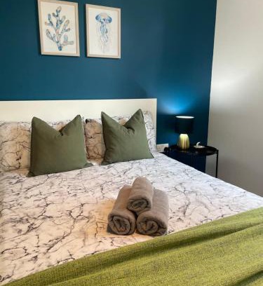 Mapesbury House | 5 minutes to Wembley Rooms