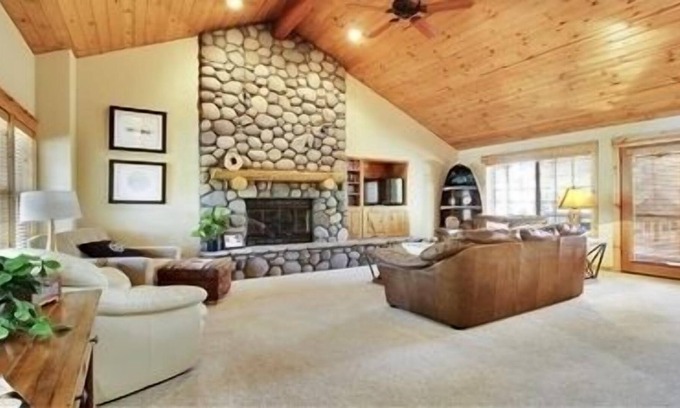 Deer Park House | 5 Oregon Loop-Sunriver, Oregon: Hot Tub, BBQ, WiFi, SHARC Aquatics, Tubing Hill, Mt. Bachelor, Golf, Deschutes River, Tennis, Bike Paths