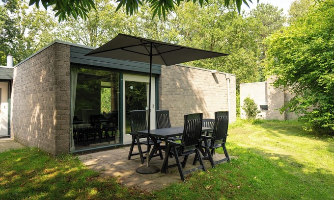 Hapert House | 5-person bungalow in the holiday park Landal Het Vennenbos