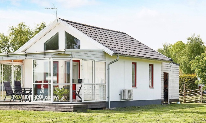 Askloster House | 5 person holiday home in Åskloster
