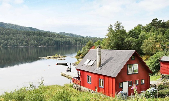 Osteroy Apartment | 5 person holiday home in LONEVÅG