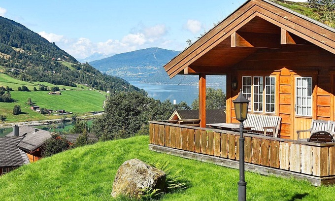 Olden House | 5 person holiday home in olden