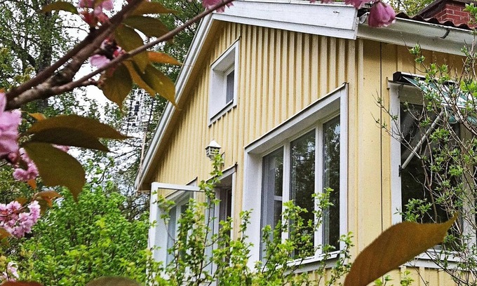 Alingsas House | 5 person holiday home in ALINGSÅS