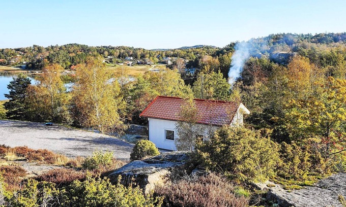 Klovedal House | 5 person holiday home in KLÖVEDAL