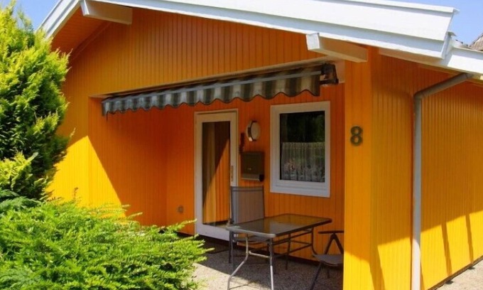 Norderteil House | 5 person vacation home with two toilets in second row to the dike in Otterndorf