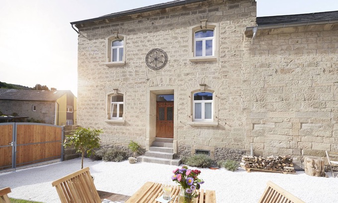 Rieden House | 5 star ambience to feel good with sauna, woodburning stove and beautiful courtyard.