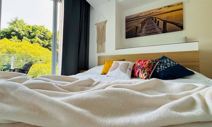 Zona Rosa Apartment | 5 Star Iconic Studio · King & Double Bed · Cibeles