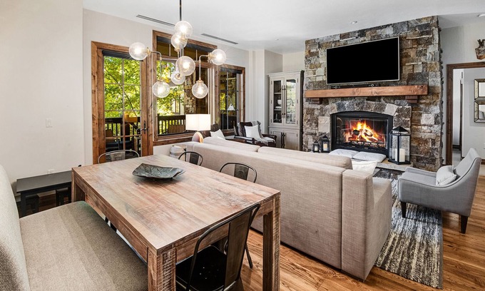 Avon Condo | 5 Star Luxury - Truly Ski in/ski out 2 bedroom spacious condo Bachelor Gulch