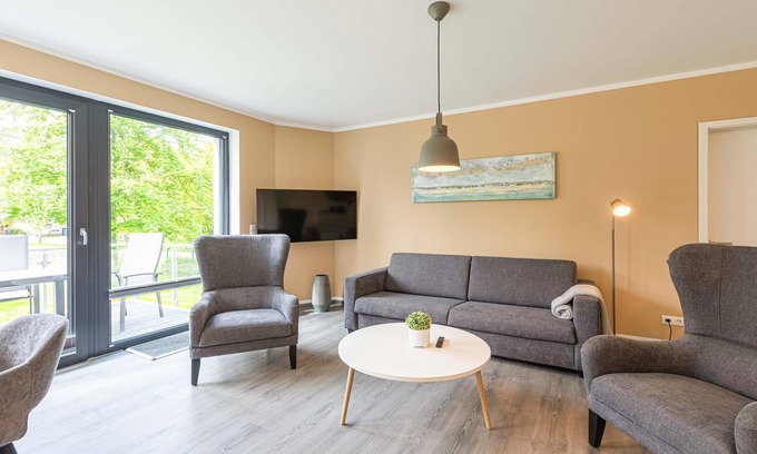 Krakow am See Apartment | 5 star vacation apartment with balcony on Lake Krakow