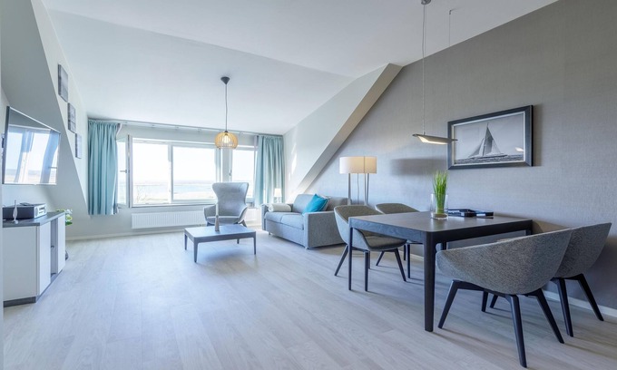 Ostseebad Wustrow Apartment | 5-star vacation apartment Dünenrast with a view over the Saaler Bodden