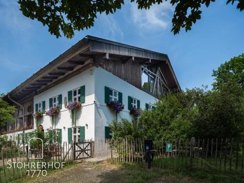 Riederau House | 5 Sterne Ferienhaus Gut Stohrerhof am Ammersee bis 15 Personen