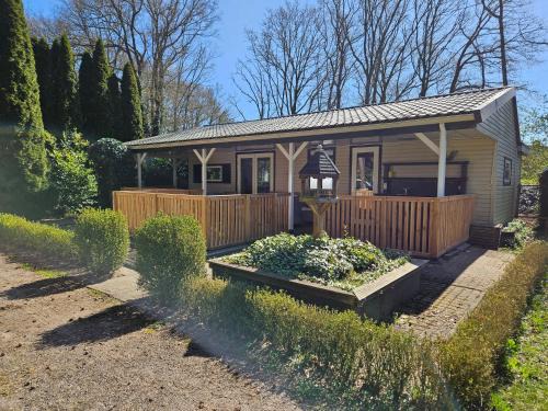 Raalte Ski Chalet | 5 sterren - Familie camping in Raalte