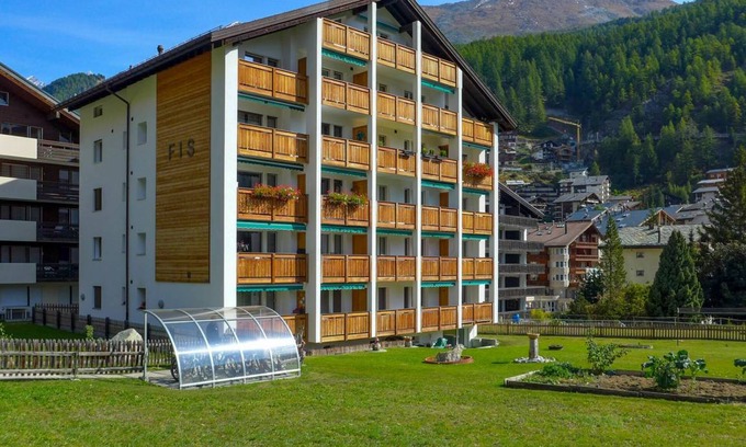 Zermatt Apartment | 50 m² Apartment ∙ 1 bedroom ∙ 4 guests