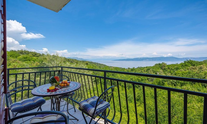 Drenje Apartment | 50 m² Apartment ∙ 2 bedrooms ∙ 5 guests