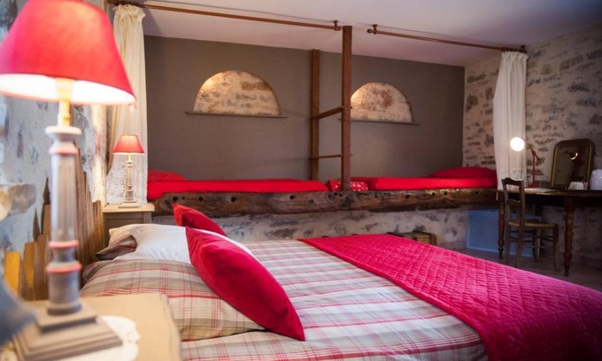 Tour-de-Faure Hotel | 50 m² Hotel ∙ 1 bedroom ∙ 4 guests