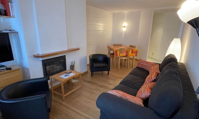 Anzere Apartment | 50 metres from the cable car, apartment with balcony, private collective parking, WIFI
