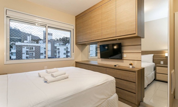 Trindade Apartment | 50" Smart TV | 500 meters from UFSC #TRINA03