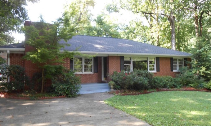 Marietta House | 500 Feet Frontage on Sope's Creek