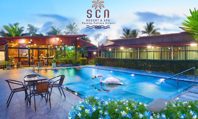 Samnak Thon Resort | 500 m² Resort ∙ 20 bedrooms ∙ 50 guests