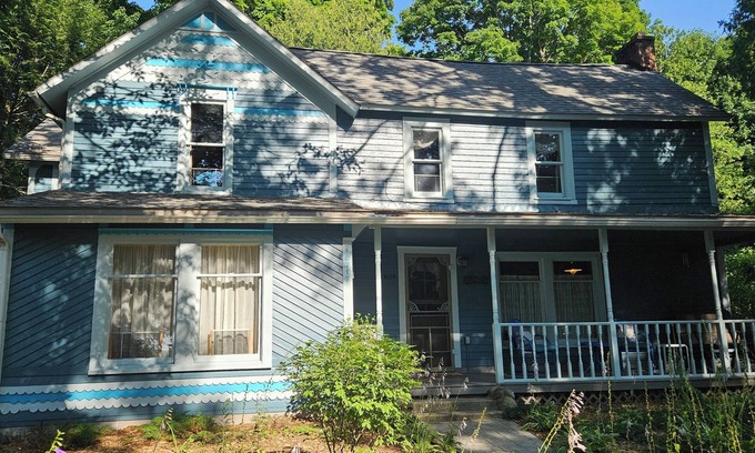 Alden House | 500' to Torch Lake & Depot Park; Walk to quaint Alden; Low Spring and Fall Rates