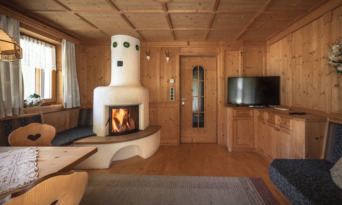 Valle Aurina Apartment | 500m from the ski lift - 8-10 people