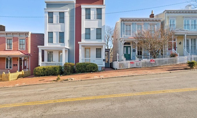 Church Hill House | 501) Modern home in Richmond- sleeps 8!