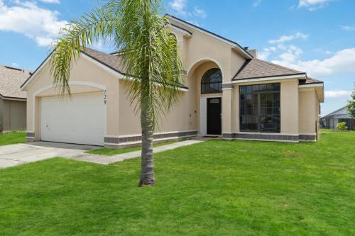 Lake Davenport Estates House | 53 Private Pool House Near All Famous Attractions!