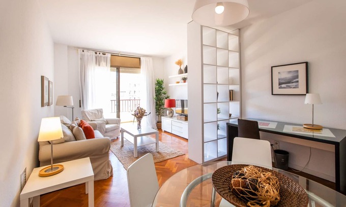 L'Antiga Esquerra de l'Eixample Apartment | 53PRO1096 - Huge flat in the heart of Barcelona