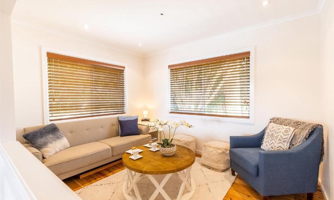 Nelson Bay House | 54 Government Road fantastic house with WiFi Air Con