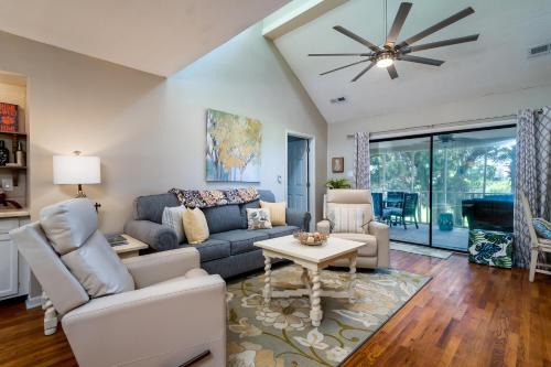 Tarpon Pond House | 543 Tarpon Pond Cottage