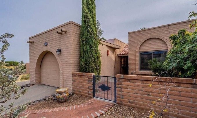 Green Valley House | 55+ Active Adult Community, panoramic mountain views, GVR rec center amenities