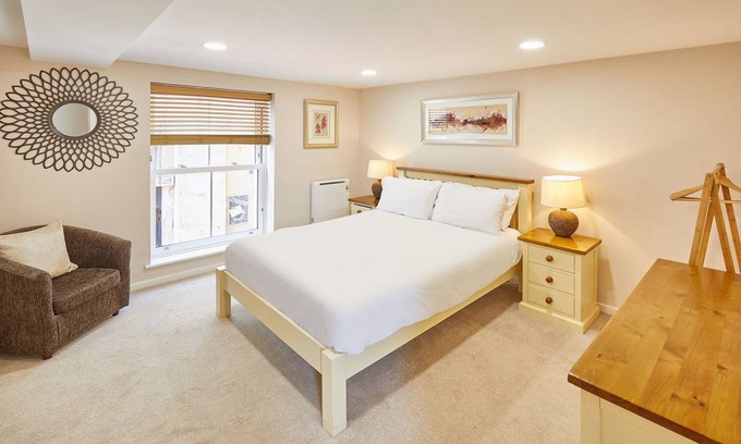 Whitby Apartment | 55 m² Apartment ∙ 2 bedrooms ∙ 4 guests