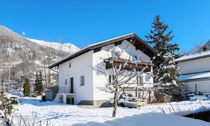 Prutz Apartment | 55 m² Apartment ∙ 2 bedrooms ∙ 4 guests