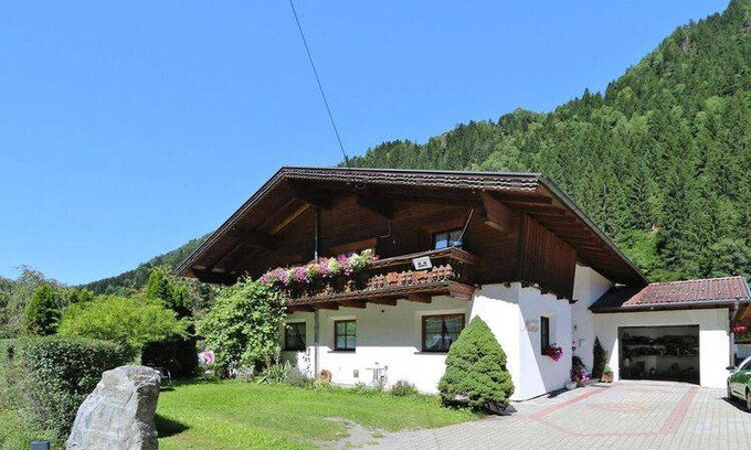 See Apartment | 55 m² Apartment ∙ 2 bedrooms ∙ 5 guests